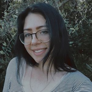 Meet your Posher, Briana